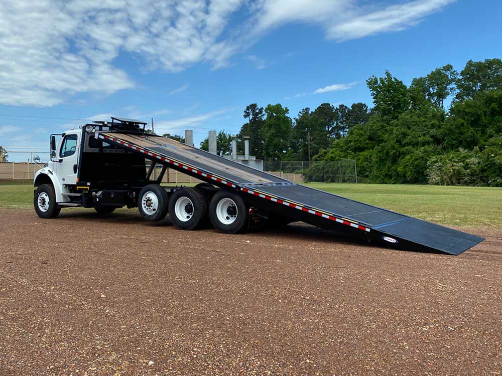 Hydratilt-TiltDeckTruck_Ledwell-1